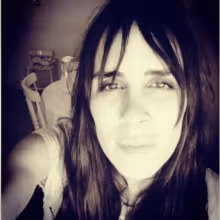 https://cdn-images.dzcdn.net/images/artist/9514ec18d0291fee4150c331dc0731bb/1000x1000-000000-80-0-0.jpg
