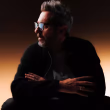 https://cdn-images.dzcdn.net/images/artist/33844766b13d815f29d5a2e47d1da14f/1000x1000-000000-80-0-0.jpg