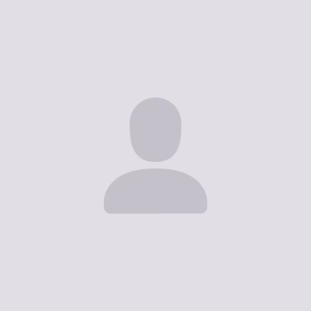 https://cdn-images.dzcdn.net/images/artist/e23066163f21176a822b54001ee648a2/1000x1000-000000-80-0-0.jpg