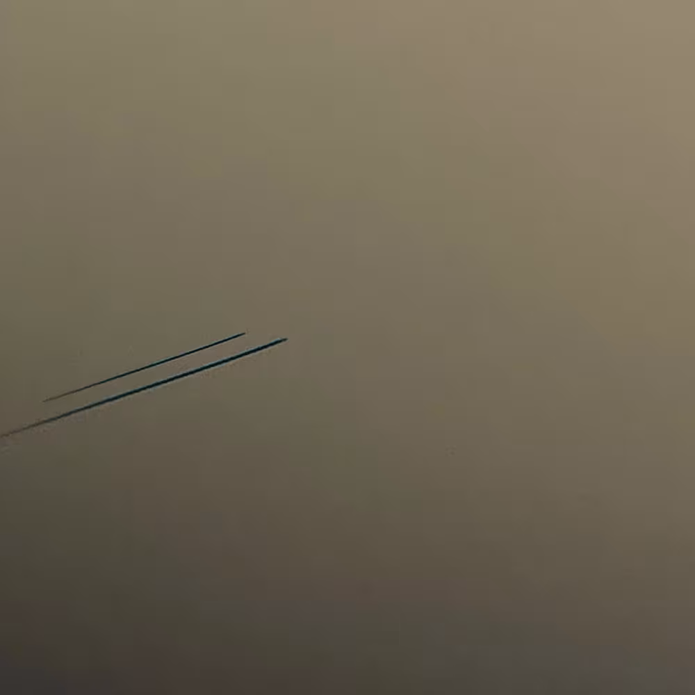https://cdn-images.dzcdn.net/images/artist/ff420b8d9b204115ec236d04f945710c/1000x1000-000000-80-0-0.jpg